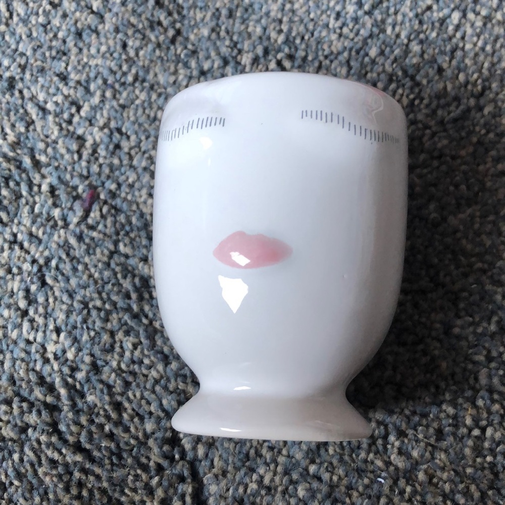 Succulent Face Vase Pink Lips with Eyelashes New